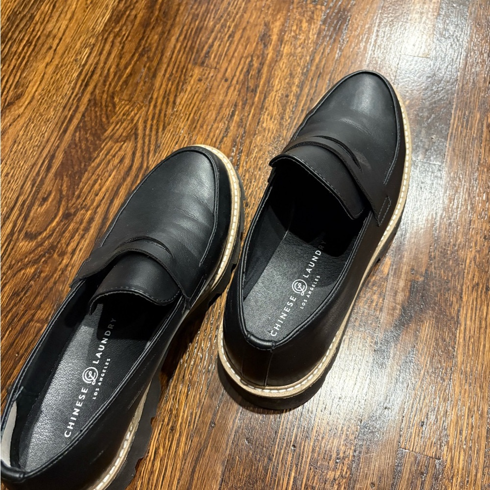 Chinese Laundry Black Women’s Loafers